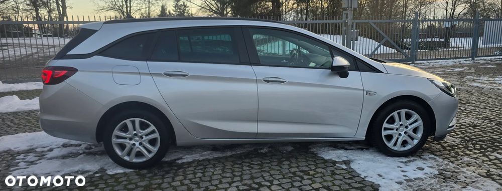 Opel Astra 1.6 CDTI DPF ecoFLEX TourerStart/Stop Selection - 4