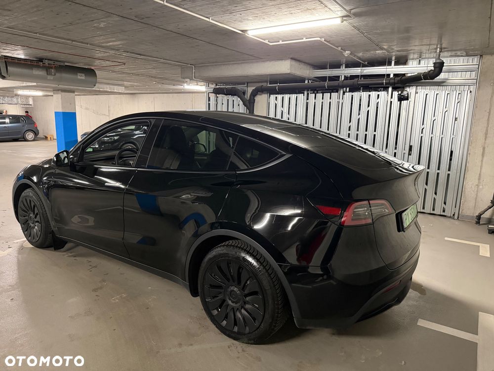 Tesla Model Y RWD - 6