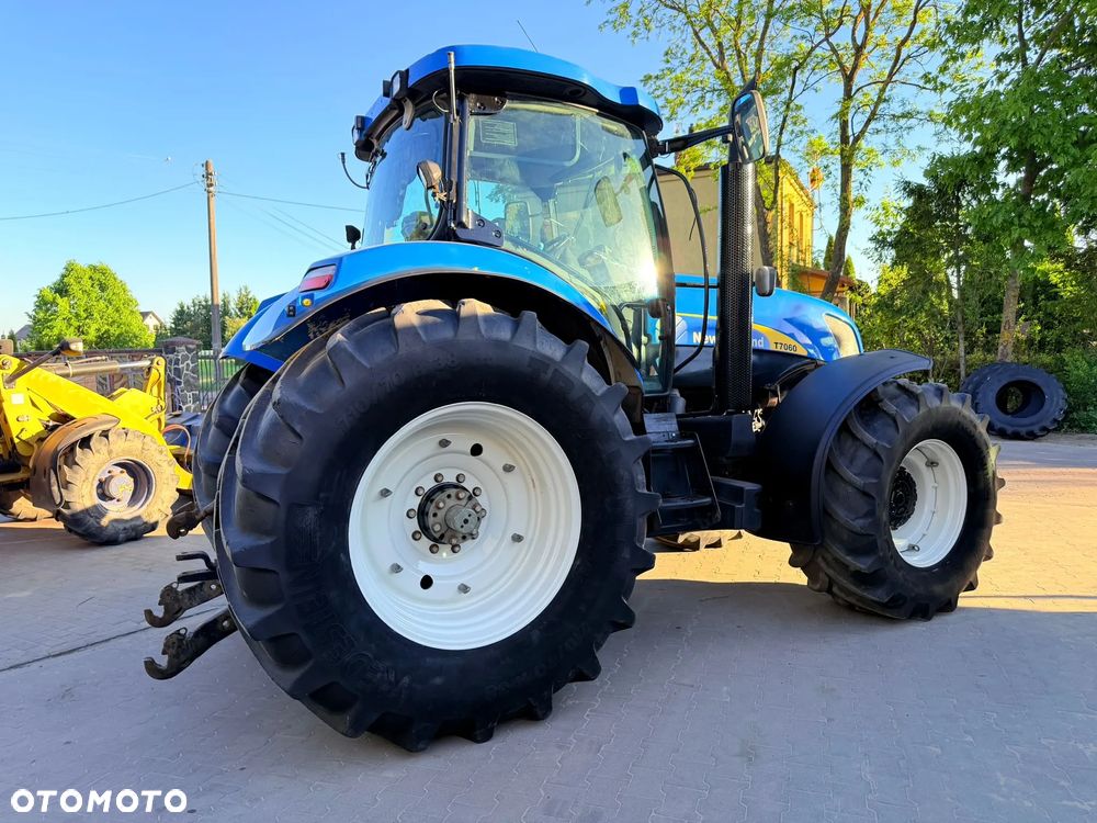 New Holland T7060 - 11