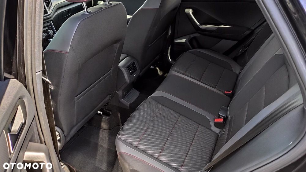 Volkswagen T-Roc - 10