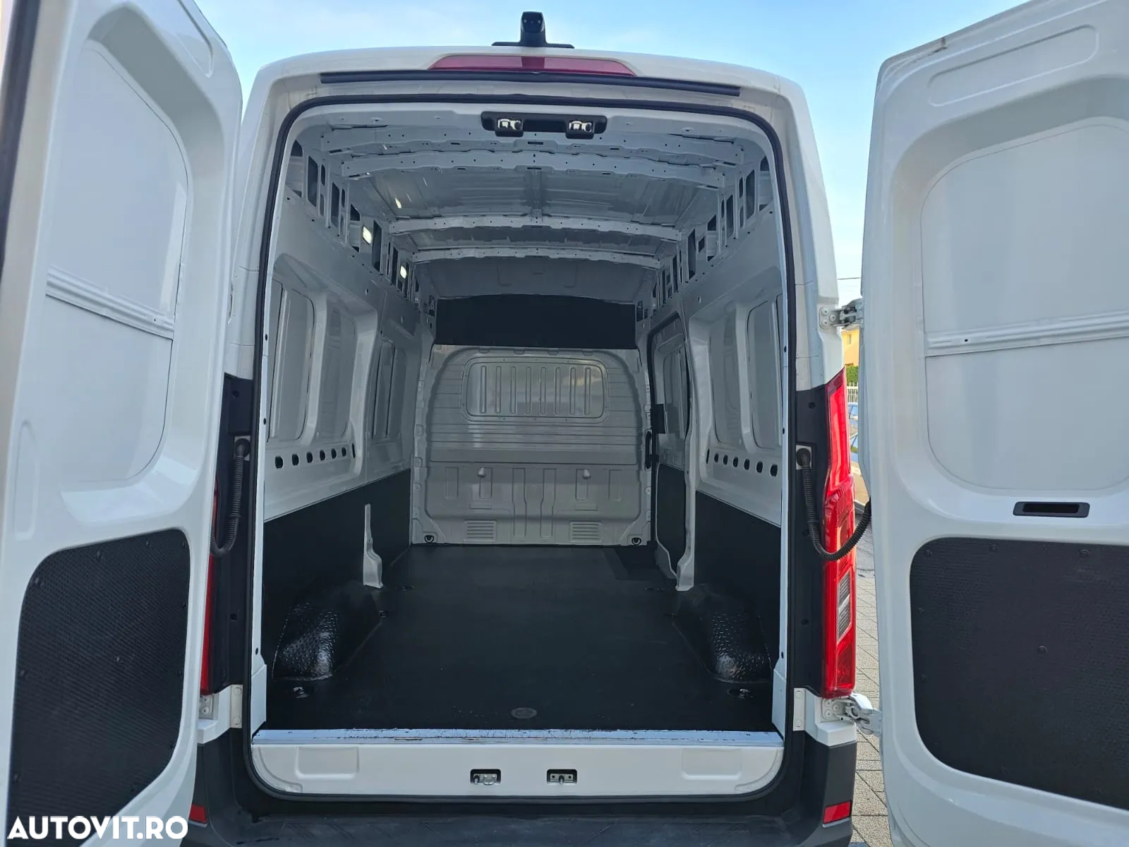 Maxus e Deliver 9 - 6