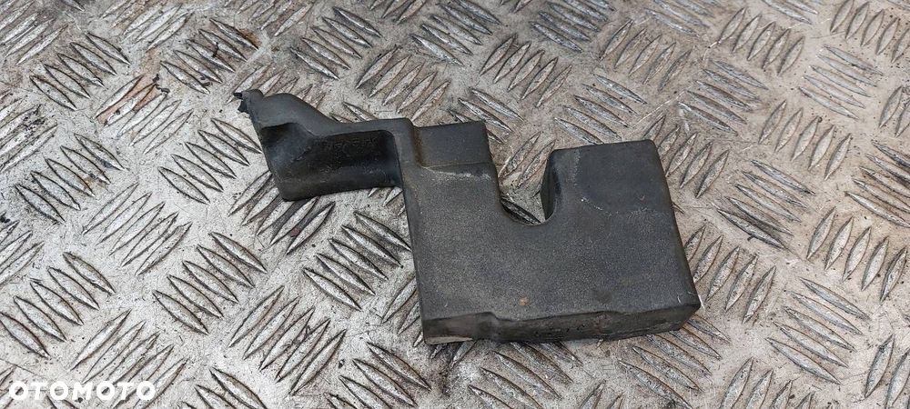 PODSZYBIE PLASTIKOWE SANTA FE III USA PRZED LIFT - 2