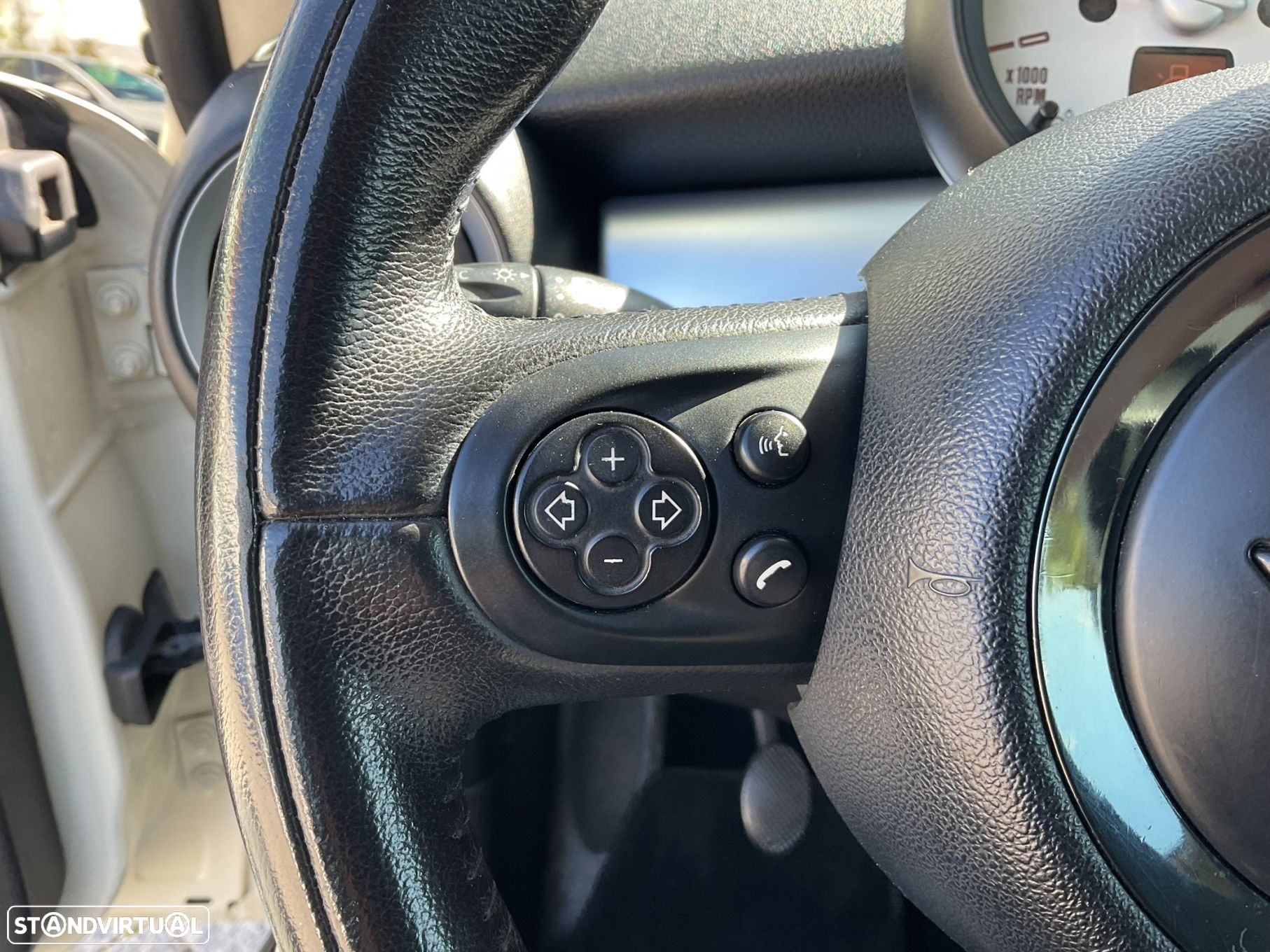 MINI 3 Portas Cooper D - 36