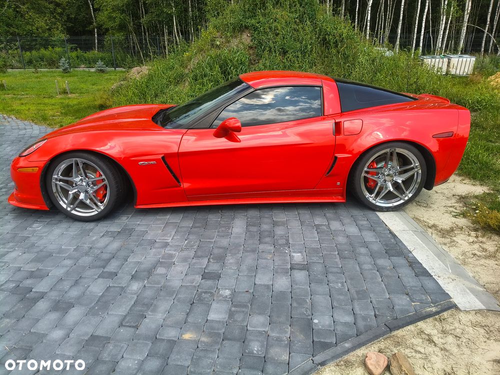 Chevrolet Corvette - 2