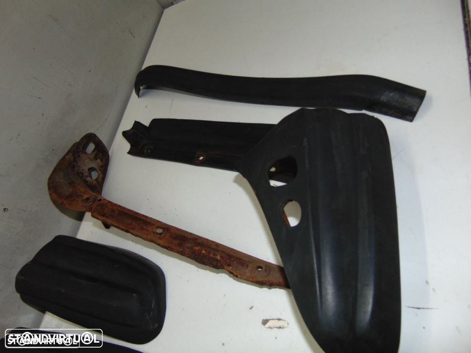 Mercedes W123 - cantos dos pára-choques - 4