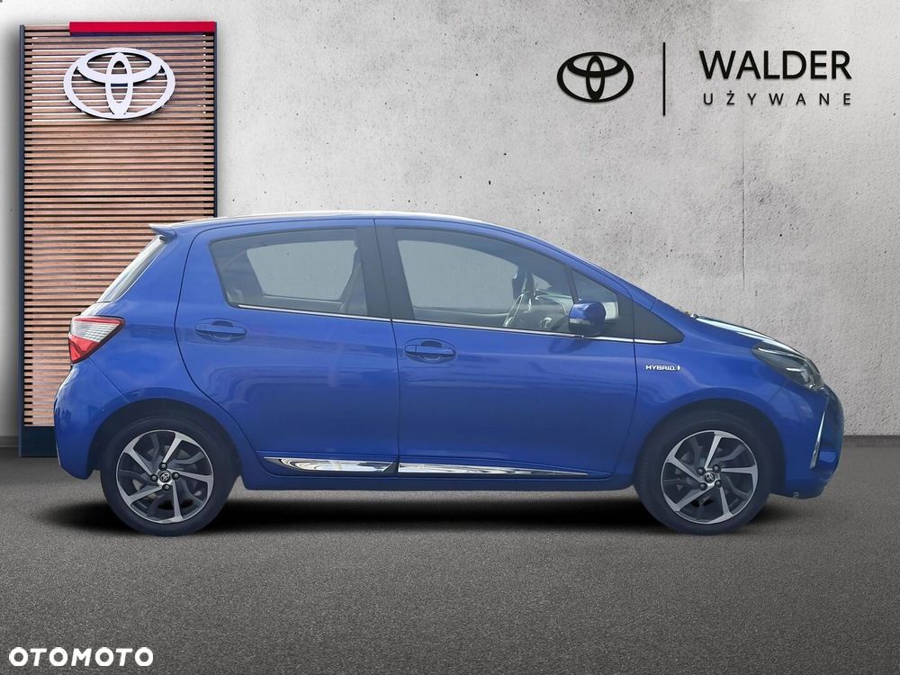 Toyota Yaris Hybrid 100 Dynamic - 5