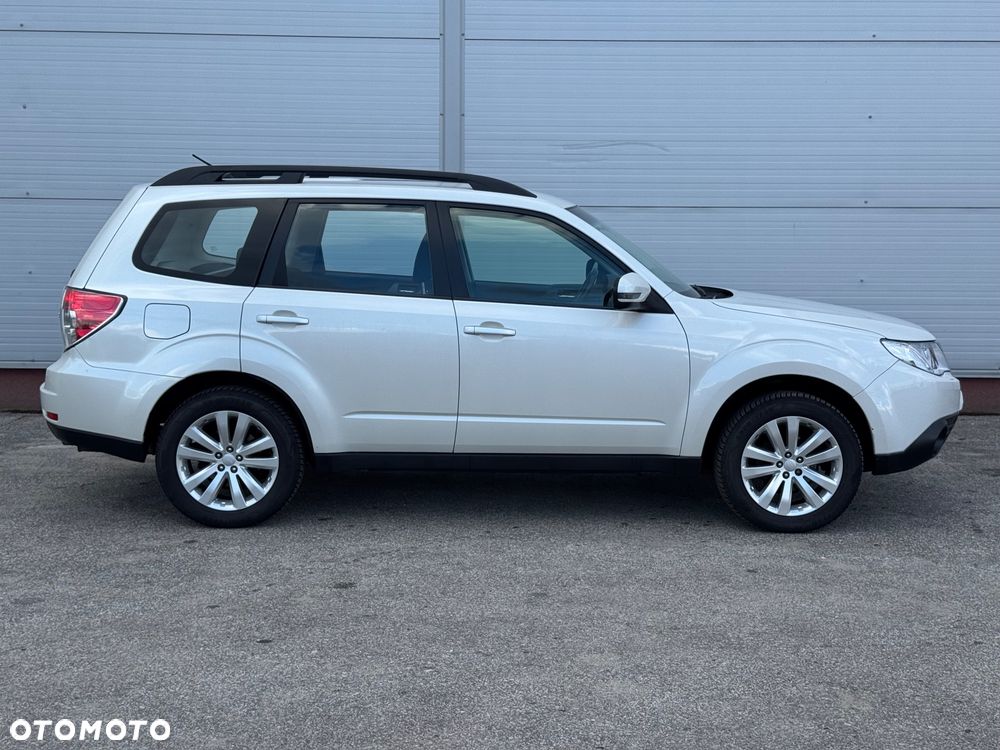 Subaru Forester 2.0 XA Euro5 - 7
