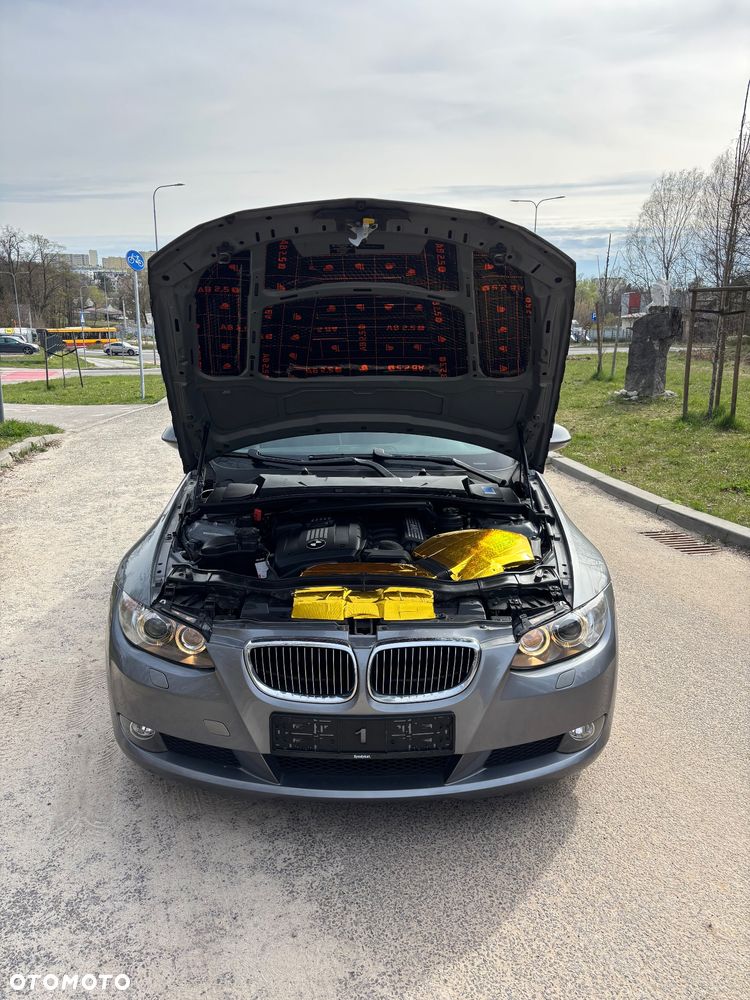 BMW Seria 3 325i - 28