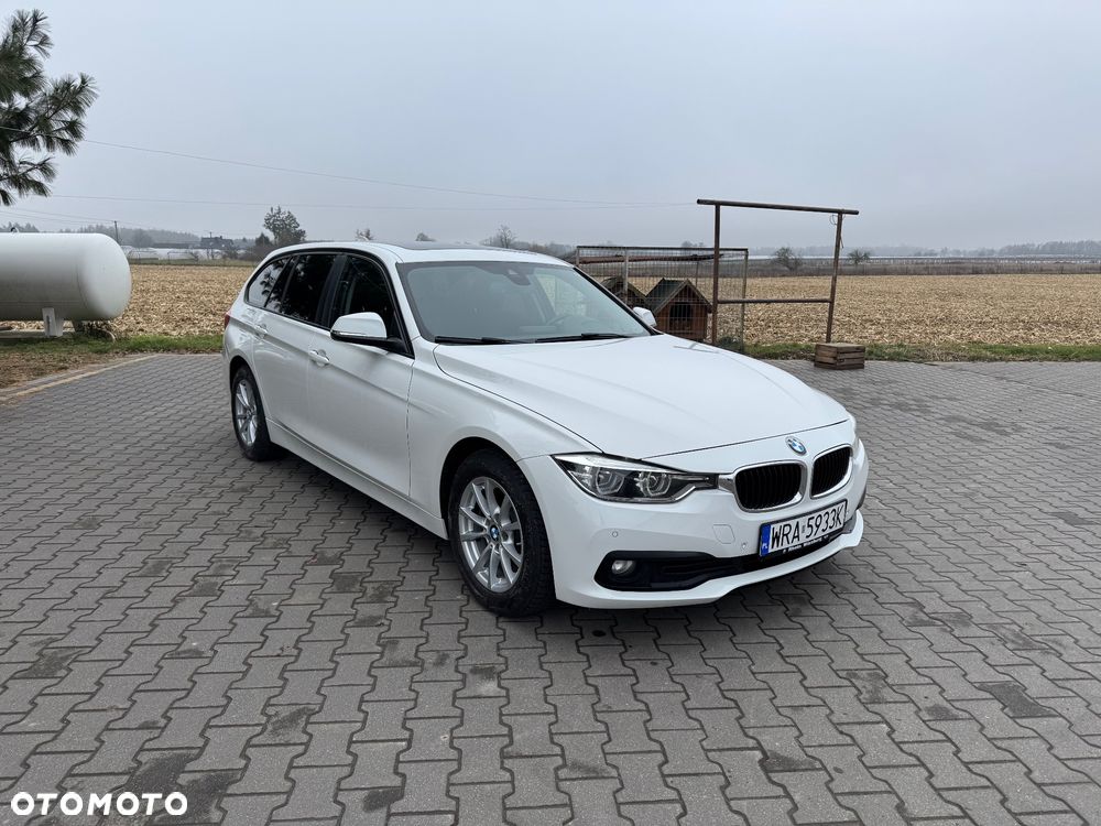 BMW Seria 3 318d - 1