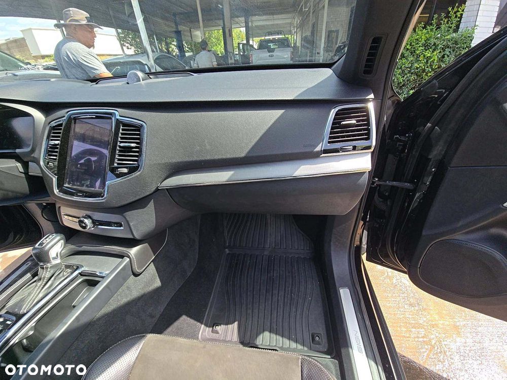 Volvo XC 90 T6 AWD R-Design - 7