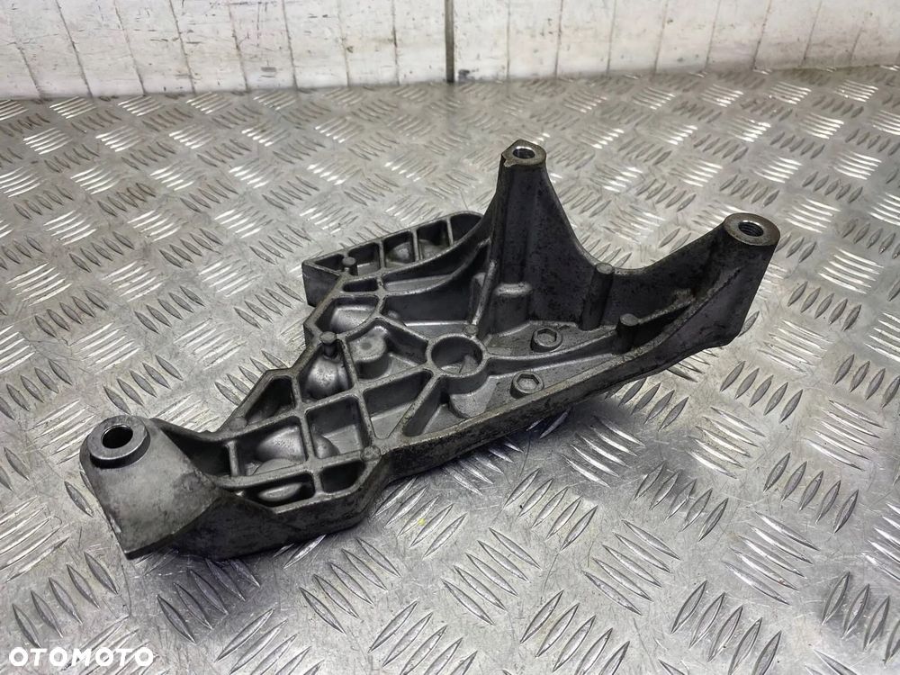 ŁAPA WSPORNIK SILNIKA VW PASSAT B6 AUDI A3 E0S 2.0 TDI 2003-2015 03G199207E - 12