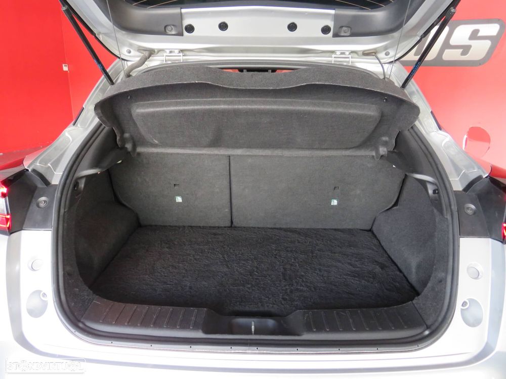 Nissan Juke 1.0 DIG-T N-Connecta NAV. DCT - 46