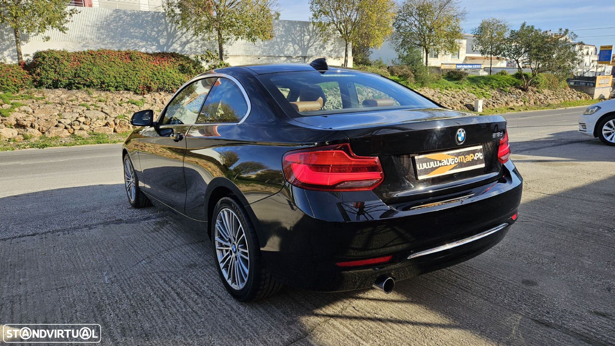 BMW 218 d Coupe Line Luxury Auto - 10