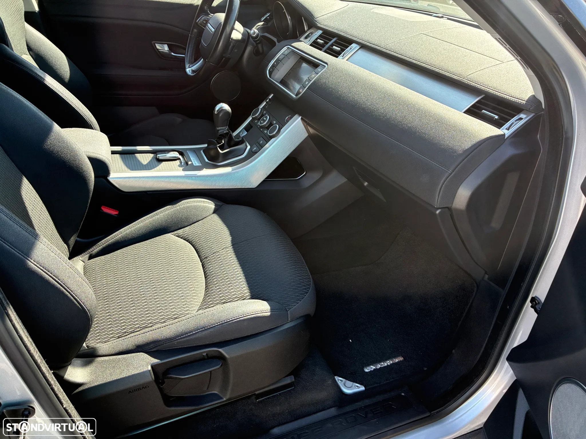 Land Rover Range Rover Evoque 2.0 D150 S - 4