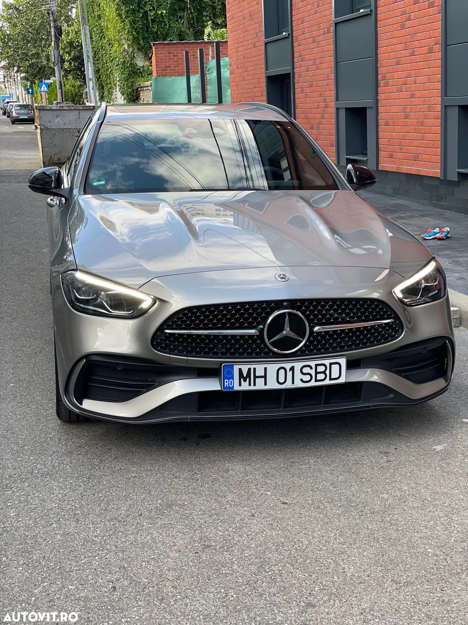 Mercedes-Benz C 300 e 9G-TRONIC AMG Line - 1