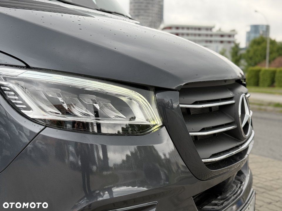 Mercedes-Benz Sprinter - 4