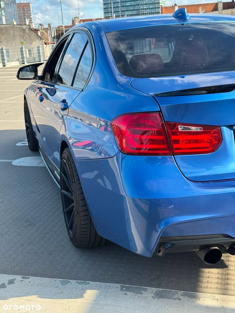 BMW Seria 3 328i xDrive - 12