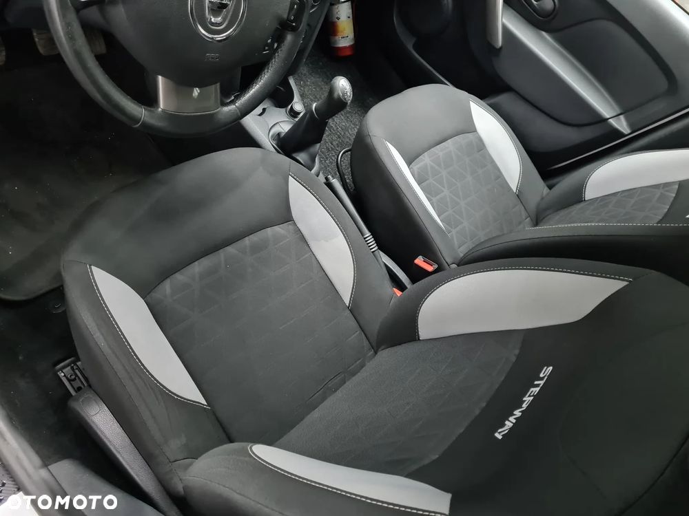 Dacia Sandero Stepway 0.9 TCe Laureate S&S EU6 - 14