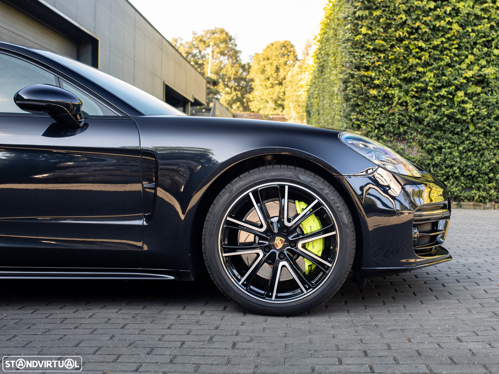 Porsche Panamera 4 E-Hybrid - 5