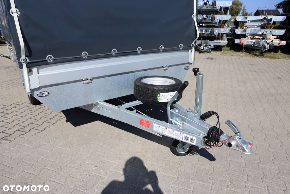 Niewiadów Boss 4 x 2.1 x 2 Burty aluminiowe 2 osie koła 195R13C - 9