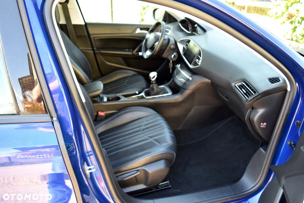 Peugeot 308 SW BlueHDi 130 Allure - 7
