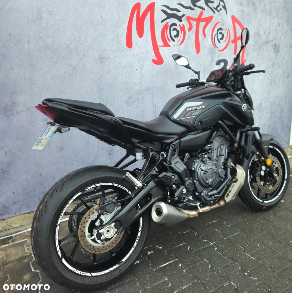 Yamaha MT - 2