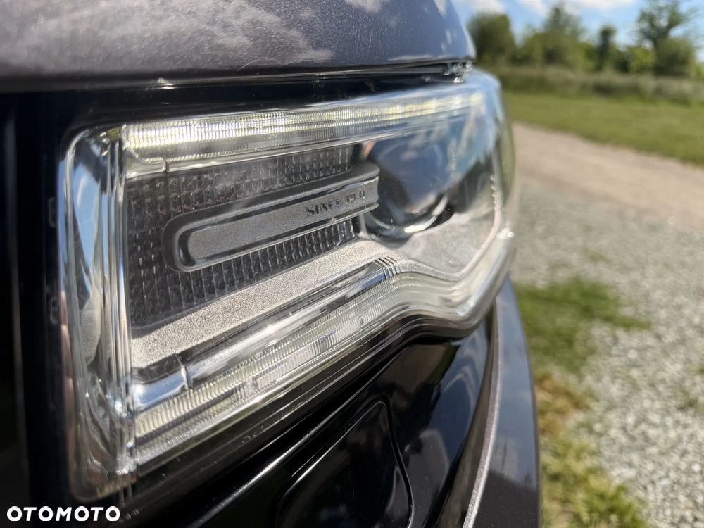 Jeep Grand Cherokee 5.7 V8 Summit - 15