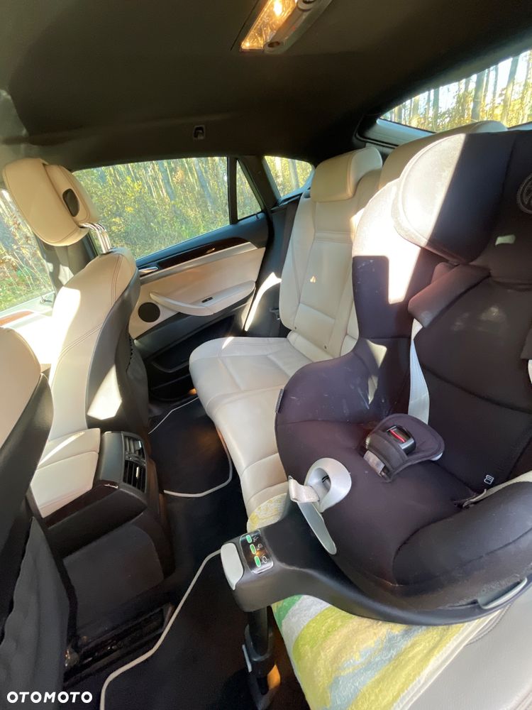 BMW X6 - 31