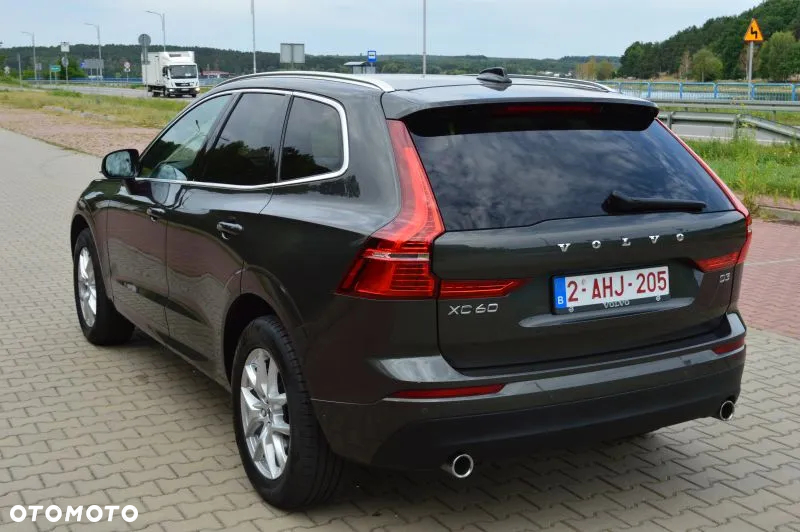 Volvo XC 60 D3 Momentum - 8