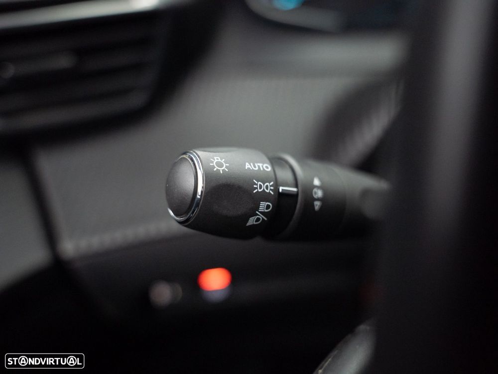 Peugeot e-208 50 kWh Allure - 19