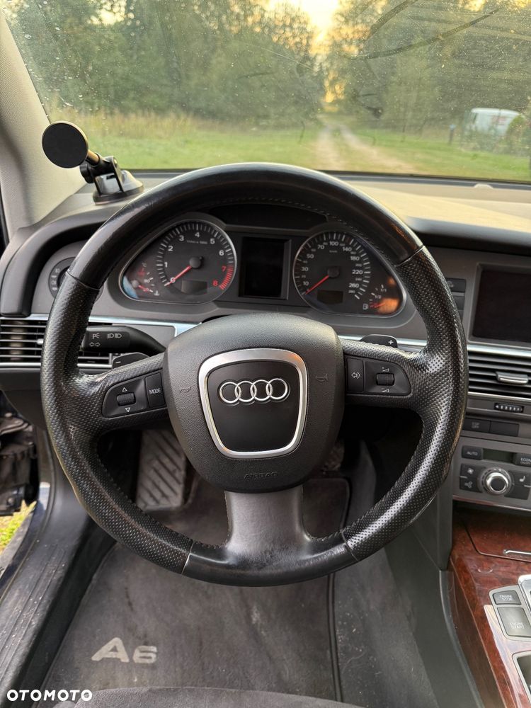 Audi A6 - 8