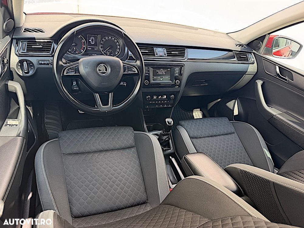 Skoda RAPID 1.2 TSI Style - 10