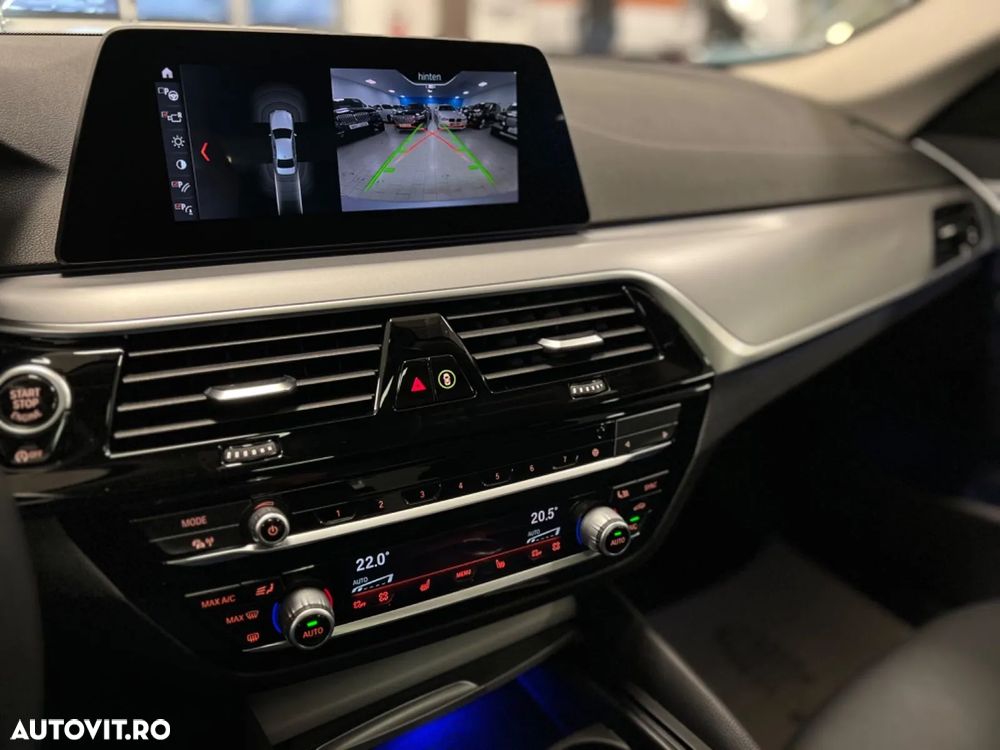 BMW Seria 5 540i Aut. Sport Line - 13