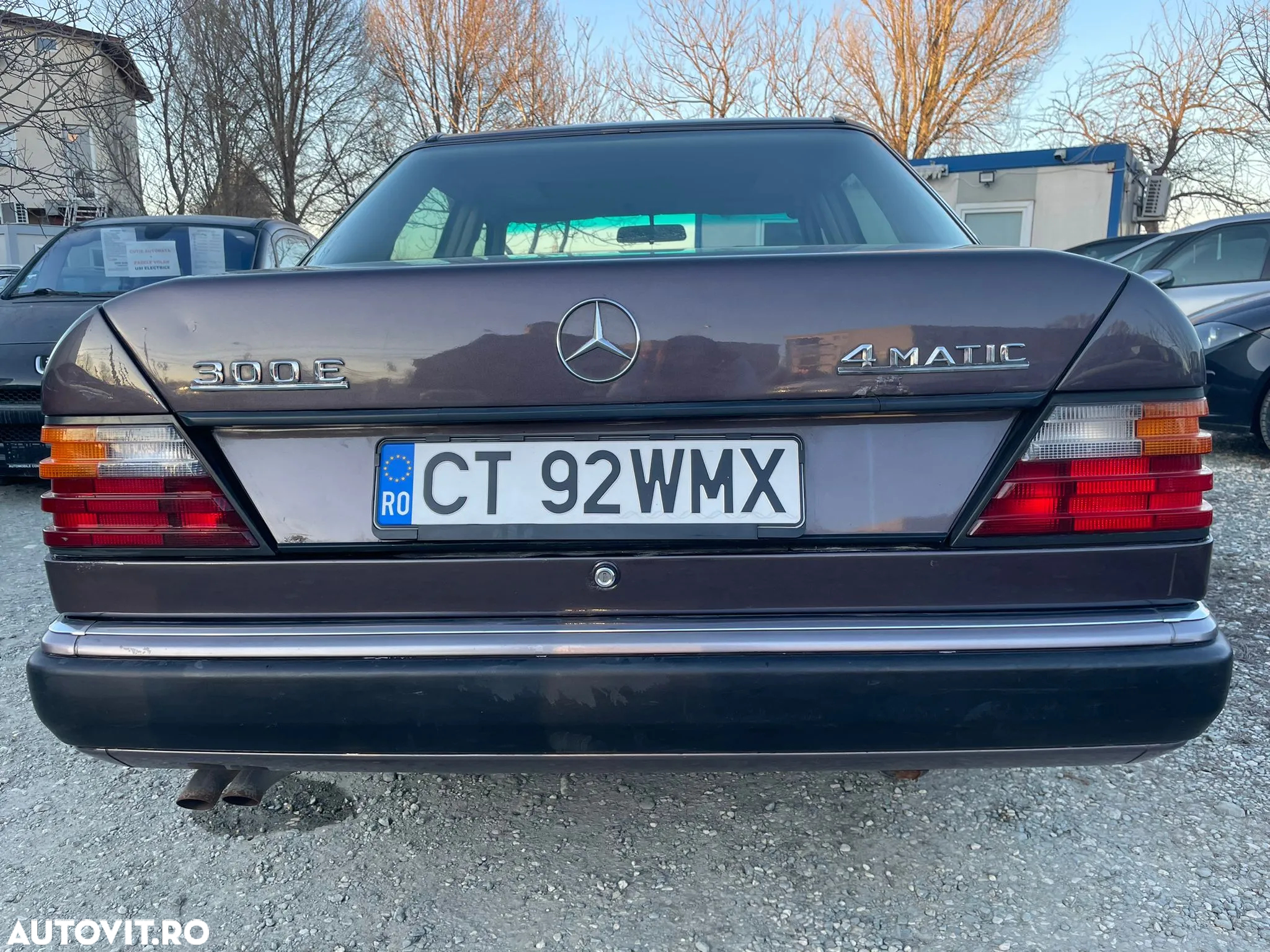 Mercedes-Benz E - 28