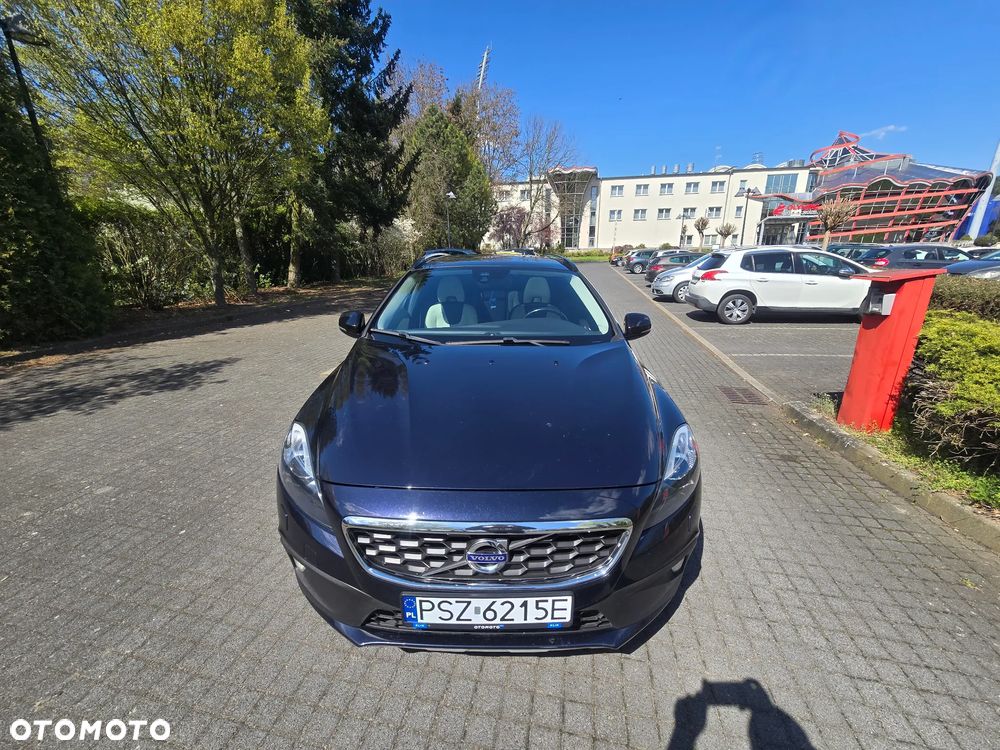 Volvo V40 D4 Geartronic Summum - 3