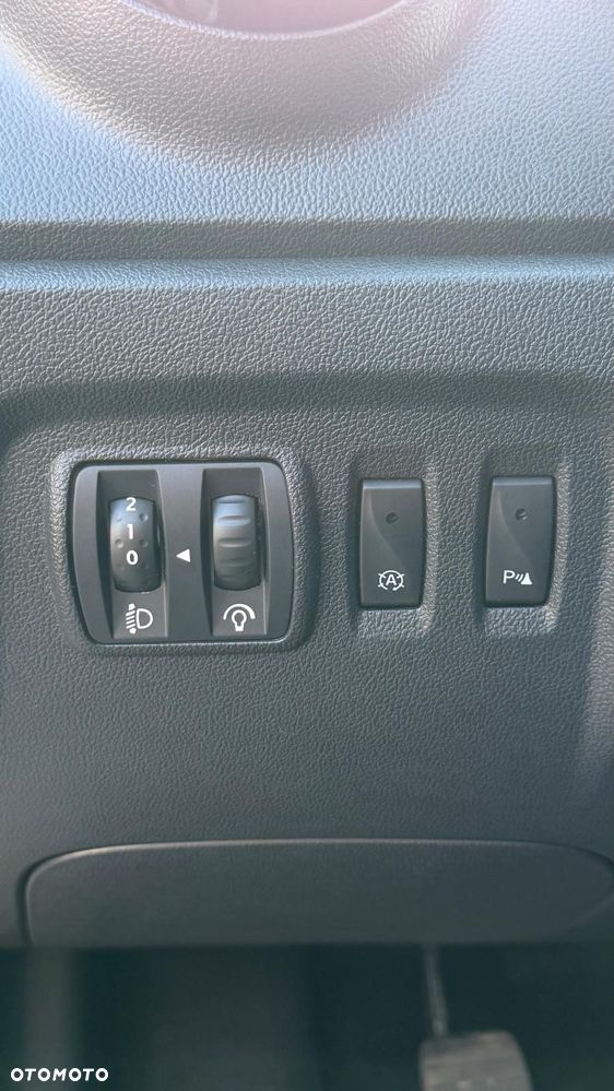 Renault Captur 0.9 Energy TCe Limited - 17