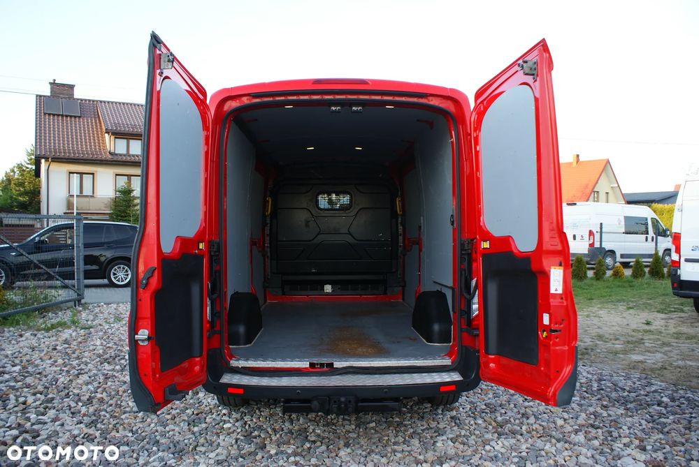 Ford Transit - 20