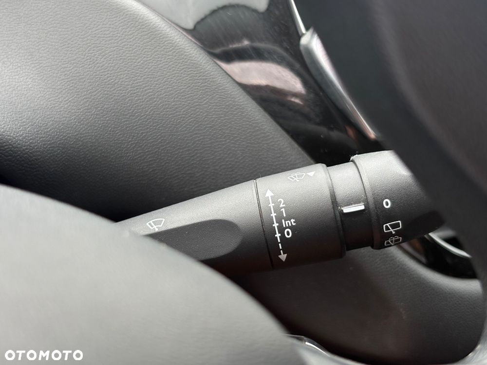Peugeot 208 1.2 PureTech Active - 24
