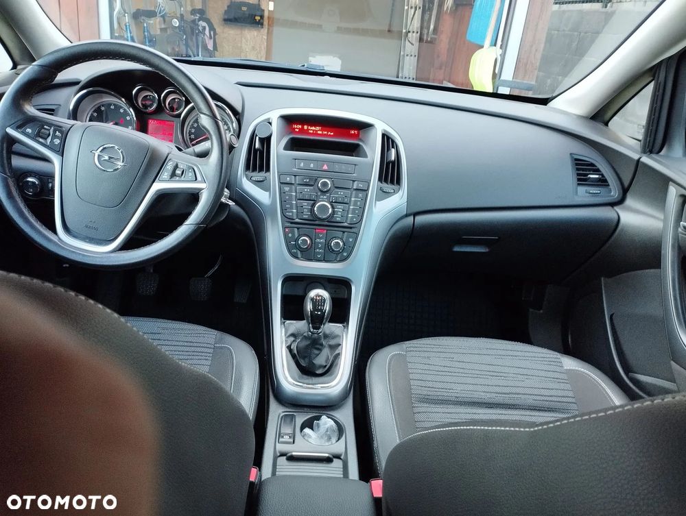 Opel Astra 2018 photo 5