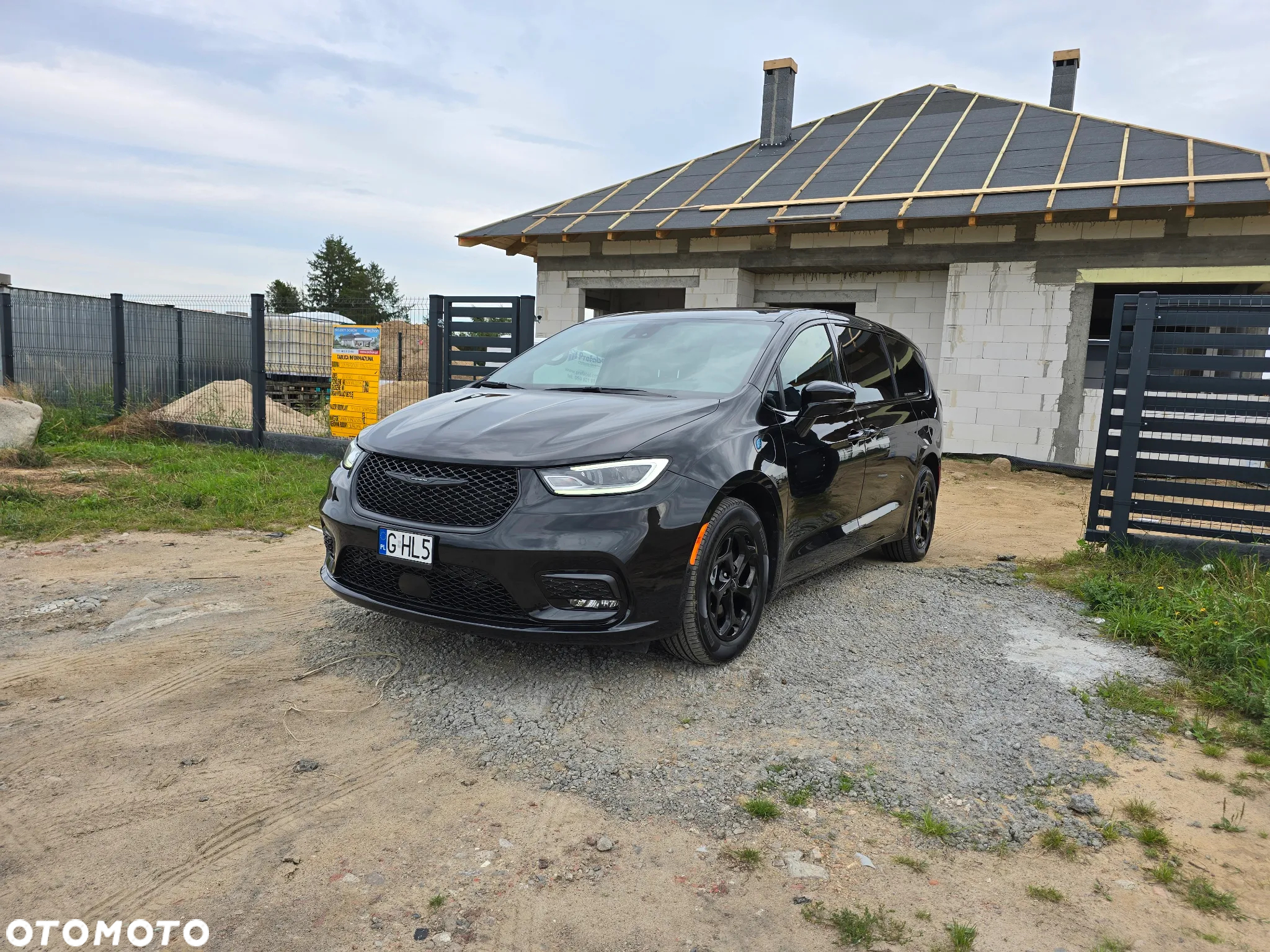Chrysler Pacifica - 3