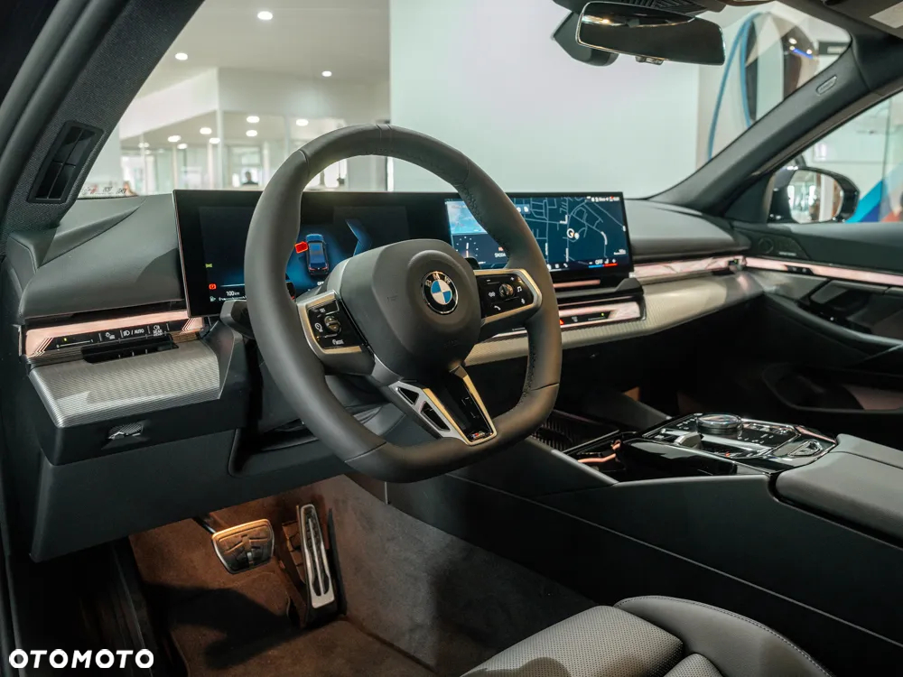 BMW Seria 5 520d xDrive - 6