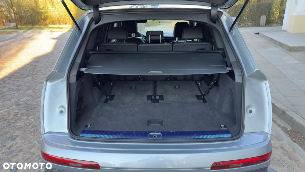 Audi Q7 - 12