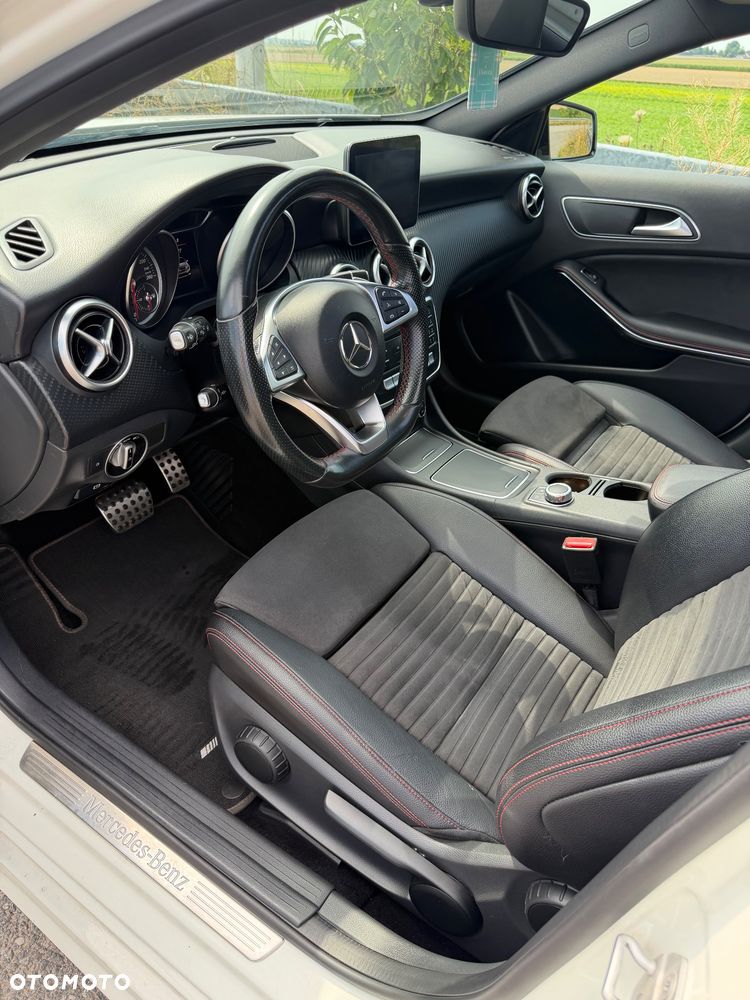 Mercedes-Benz Klasa A 200 d 7G-DCT AMG Line - 4