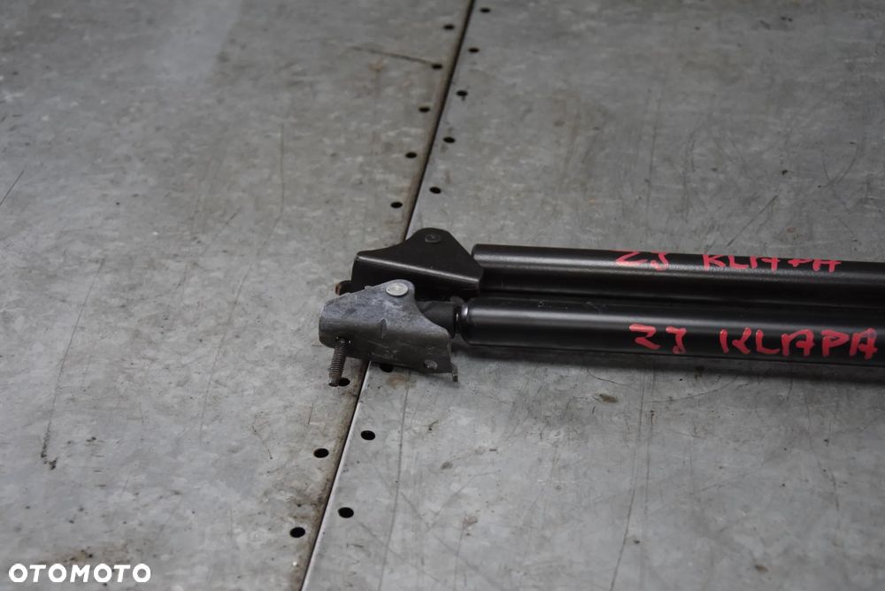 JEEP GRAND CHEROKEE ZJ SIŁOWNIK SIŁOWNIKI KLAPY KPL. - 2