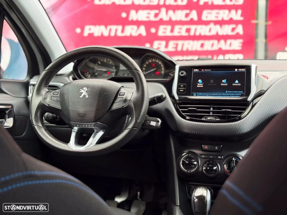 Peugeot 208 1.6 BlueHDi Style - 18