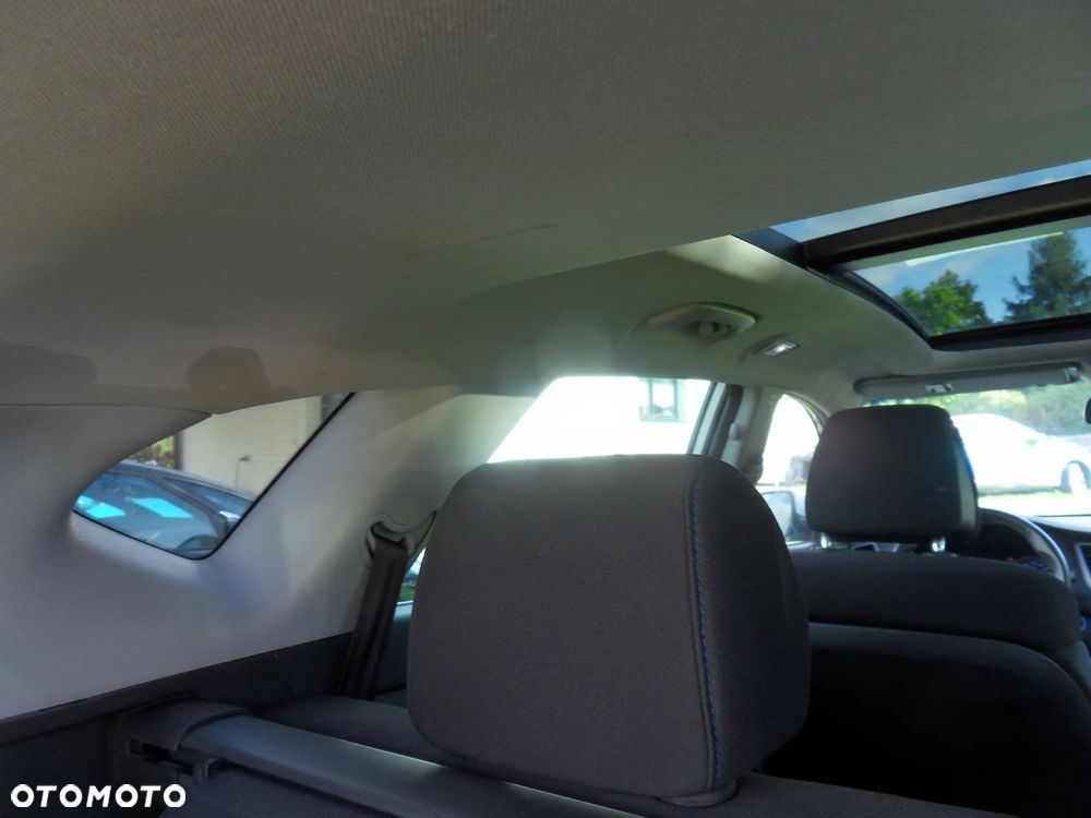Hyundai Tucson blue 1.7 CRDi 2WD Trend - 12
