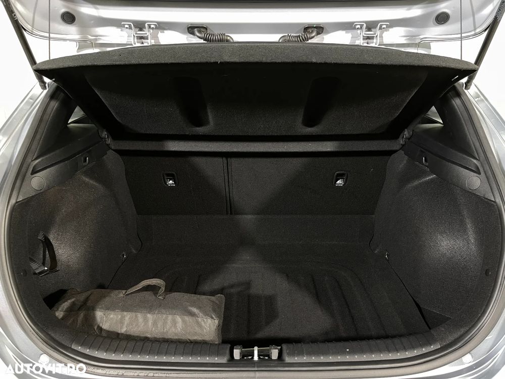 Kia Ceed 1.5 T-GDI 6MT Best - 13