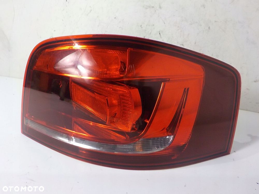AUDI A3 II 8P LIFT LAMPA PRAWA TYŁ TYLNA 3D UK - 2