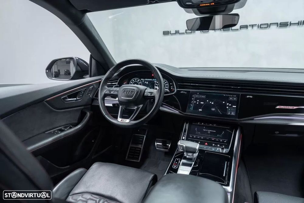 Audi RS Q8 4.0 TFSI quattro Tiptronic - 26