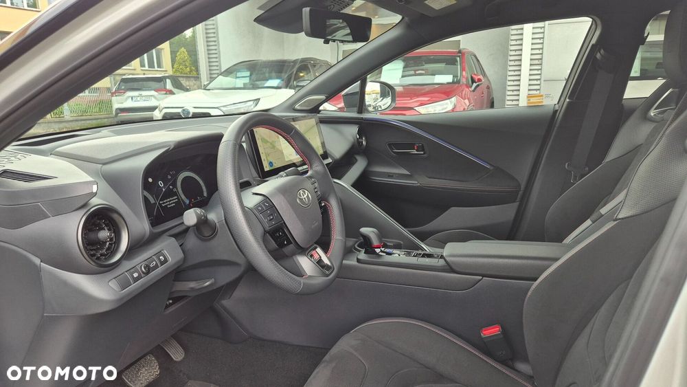 Toyota C-HR - 12